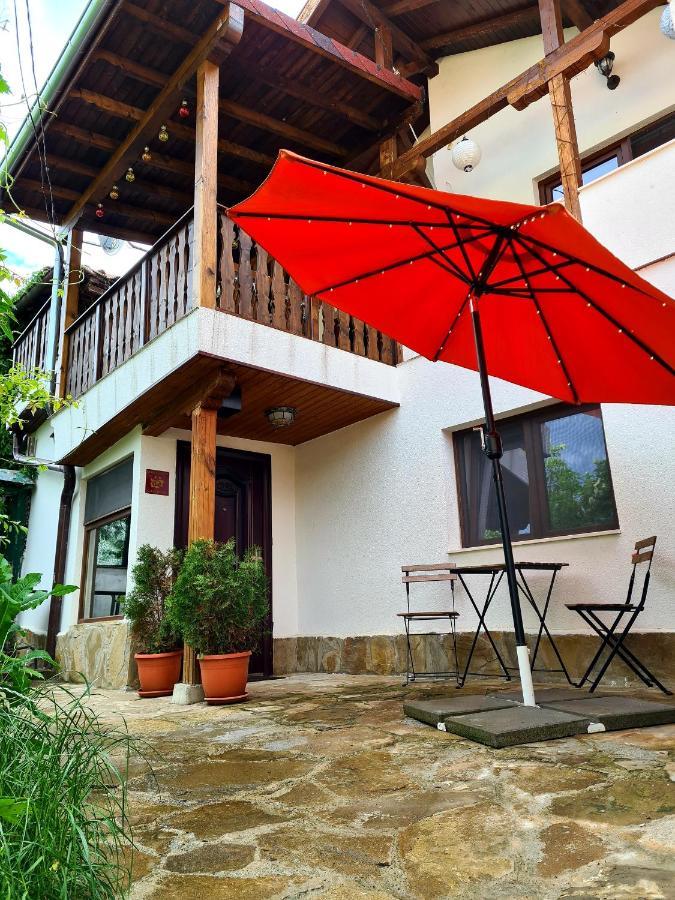 Arts Guest House -Beautiful Villa For 6 Persons Veliko Turnovo Bagian luar foto