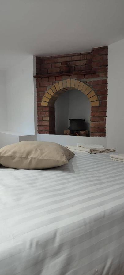 Arts Guest House -Beautiful Villa For 6 Persons Veliko Turnovo Bagian luar foto