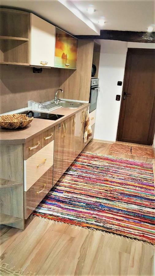 Arts Guest House -Beautiful Villa For 6 Persons Veliko Turnovo Bagian luar foto