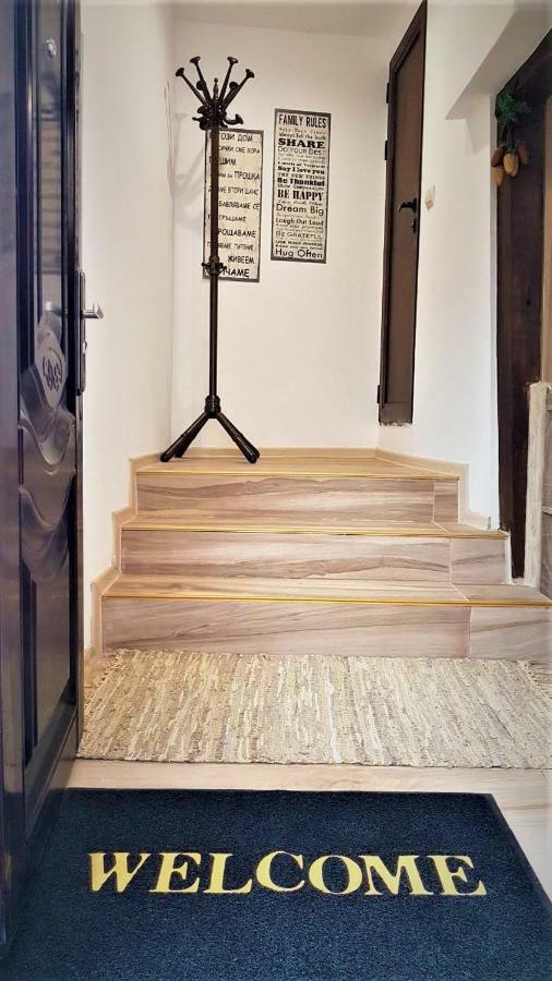 Arts Guest House -Beautiful Villa For 6 Persons Veliko Turnovo Bagian luar foto